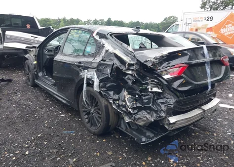 2022 Toyota Camry Se Nightshade Special Awd z USA, uszkodzony, nr VIN 4T1G11BK5NU063901